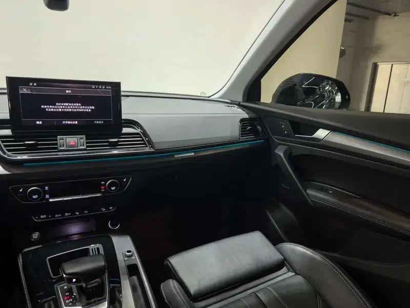 Audi Q5L 2022 40T Luxury Dynamic — миниатюра 11
