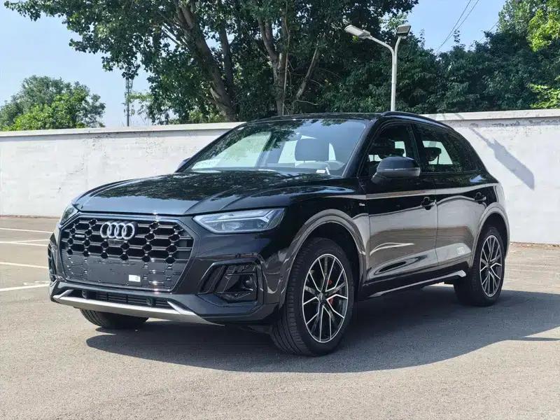 Audi Q5L 2025 quattro 45th Anniversary Edition 45TFSI Luxury Dynamic — миниатюра 1