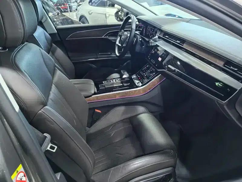 2018 Audi A8 A8L 55 TFSI quattro Luxury — миниатюра 17