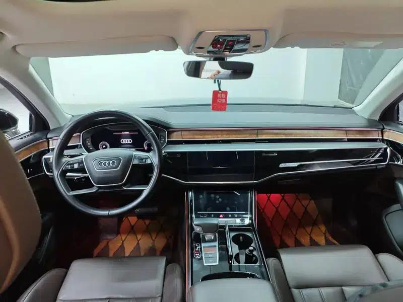 Audi A8 2018 A8L 55 TFSI quattro Premium Edition — миниатюра 6