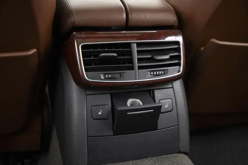 2011 Audi A8 A8L 3.0 TFSI quattro Comfort (213kW) — миниатюра 13