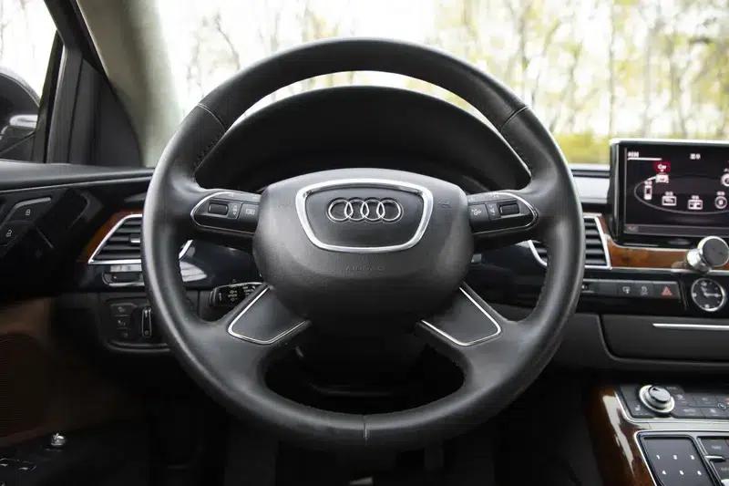 2011 Audi A8 A8L 3.0 TFSI quattro Comfort (213kW) — миниатюра 19