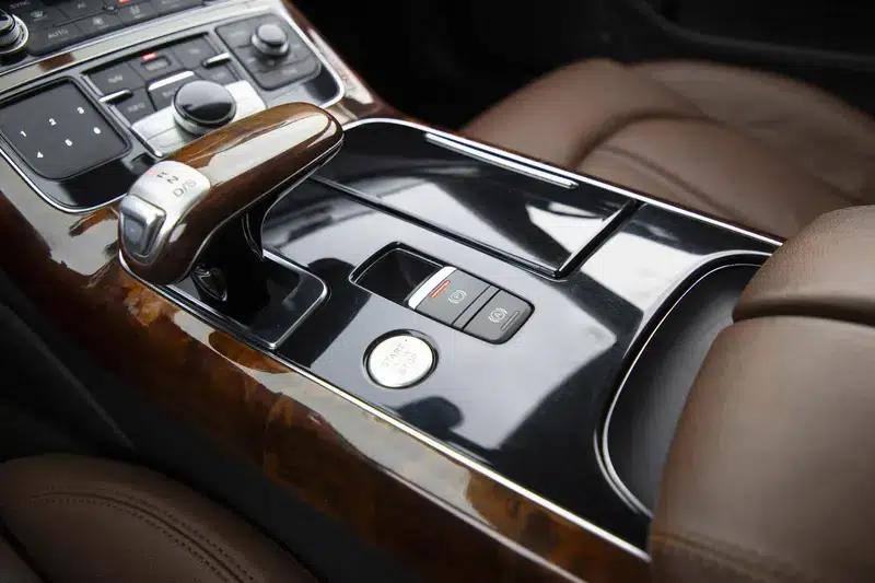 2011 Audi A8 A8L 3.0 TFSI quattro Comfort (213kW) — миниатюра 22