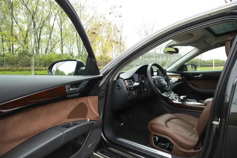 2011 Audi A8 A8L 3.0 TFSI quattro Comfort (213kW) — миниатюра 32