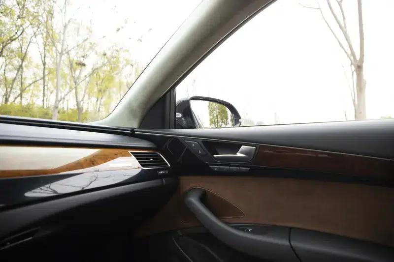 2011 Audi A8 A8L 3.0 TFSI quattro Comfort (213kW) — миниатюра 10