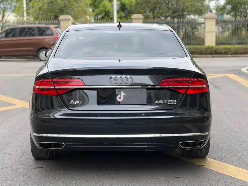2014 Audi A8 A8L 45 TFSI quattro Luxury — миниатюра 6