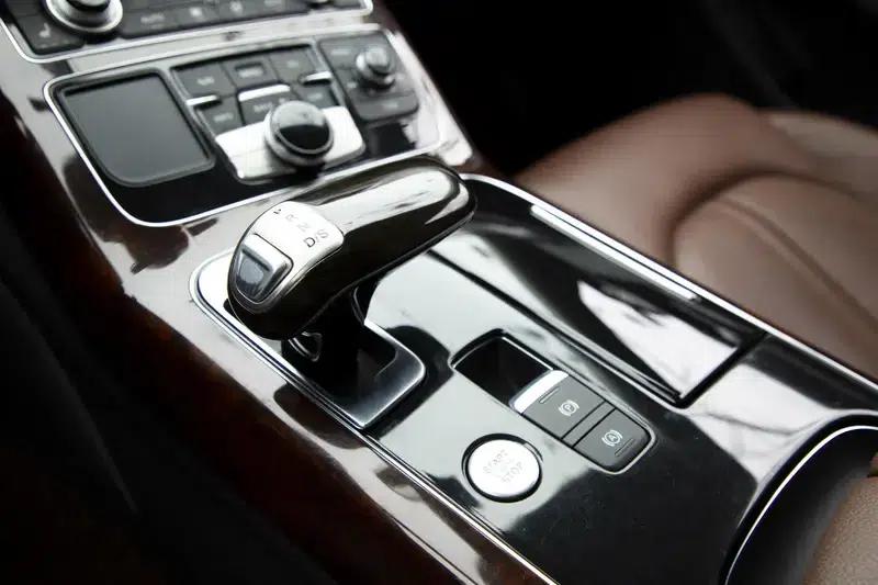 2013 Audi A8 A8L 45 TFSI quattro Comfort — миниатюра 19