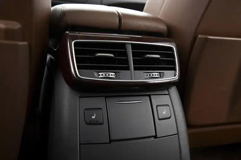2013 Audi A8 A8L 45 TFSI quattro Comfort — миниатюра 23