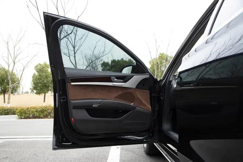 2013 Audi A8 A8L 45 TFSI quattro Comfort — миниатюра 27