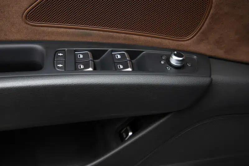 2013 Audi A8 A8L 45 TFSI quattro Comfort — миниатюра 28