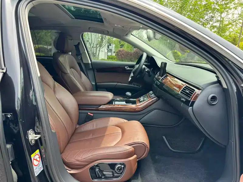2011 Audi A8 A8L 3.0 TFSI quattro Luxury (245kW) — миниатюра 20