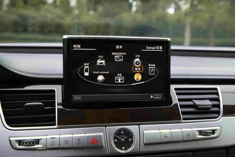 2016 Audi A8 A8L 45 TFSI quattro Comfort — миниатюра 15
