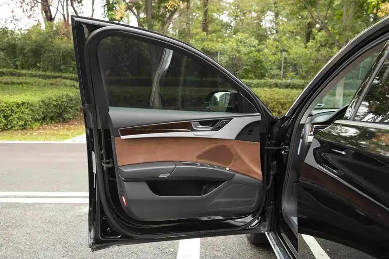 2016 Audi A8 A8L 45 TFSI quattro Comfort — миниатюра 27