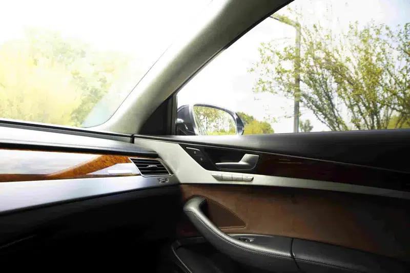 2012 Audi A8 A8L 6.3 FSI W12 quattro — миниатюра 17