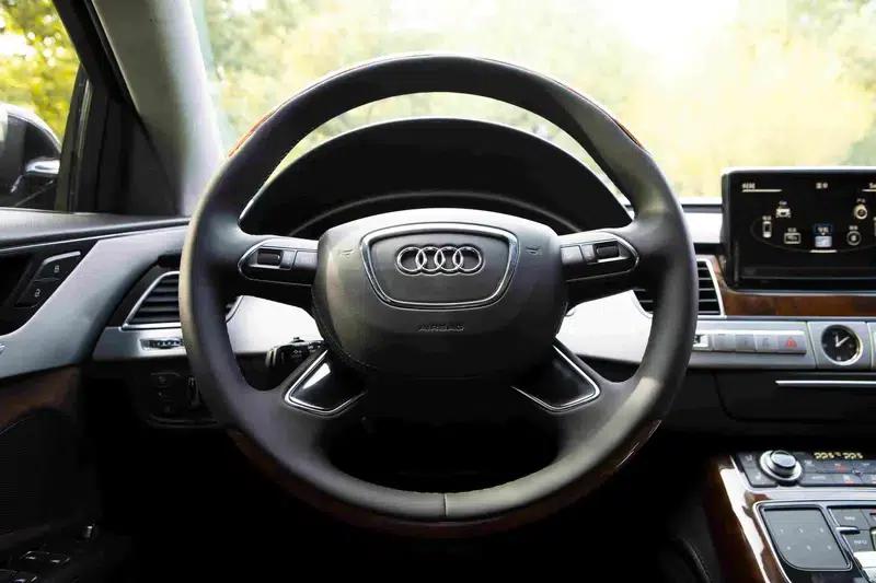 2012 Audi A8 A8L 6.3 FSI W12 quattro — миниатюра 20
