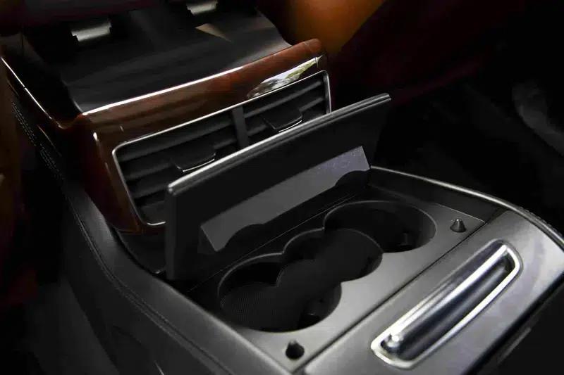 2012 Audi A8 A8L 6.3 FSI W12 quattro — миниатюра 17