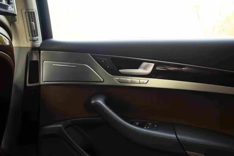 2012 Audi A8 A8L 6.3 FSI W12 quattro — миниатюра 20