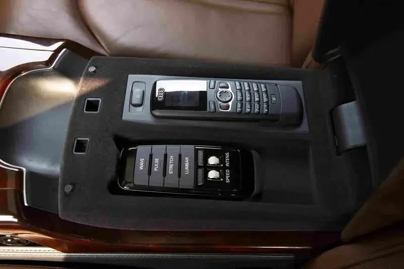 2012 Audi A8 A8L 6.3 FSI W12 quattro — миниатюра 21