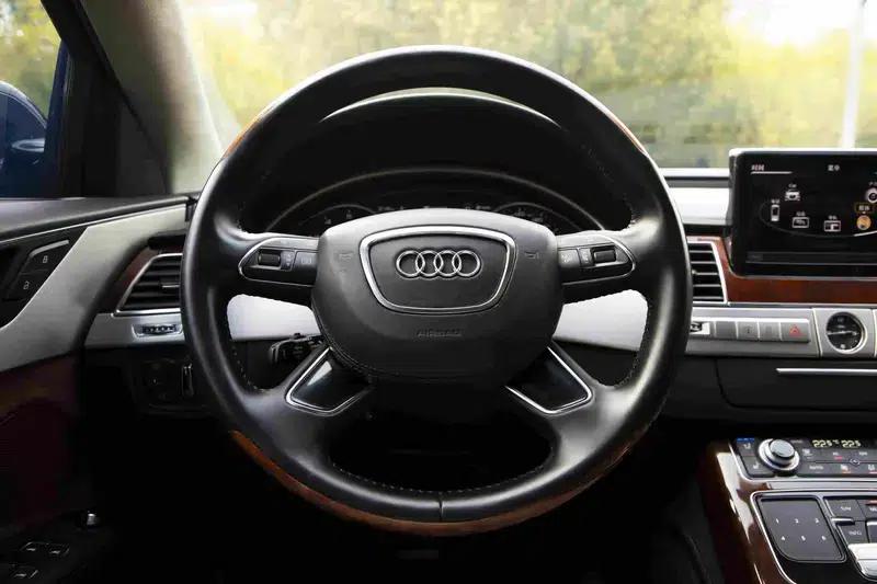 2012 Audi A8 A8L 6.3 FSI W12 quattro — миниатюра 25
