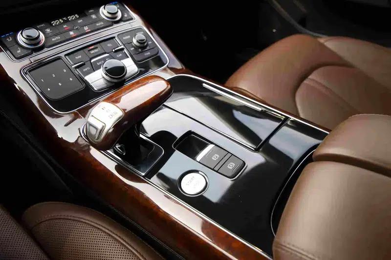 2012 Audi A8 A8L 6.3 FSI W12 quattro — миниатюра 26