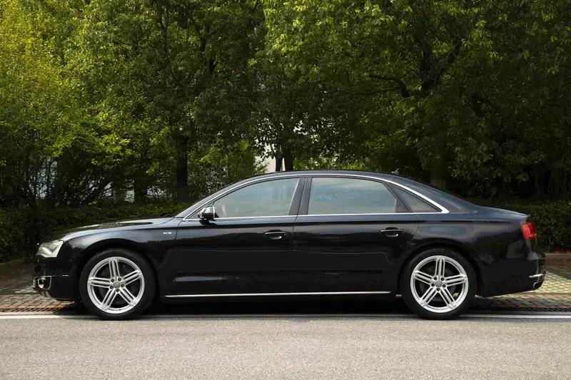 2012 Audi A8 A8L 6.3 FSI W12 quattro — миниатюра 4