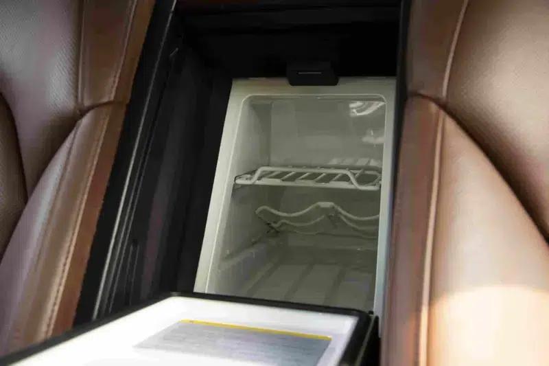2012 Audi A8 A8L 6.3 FSI W12 quattro — миниатюра 35