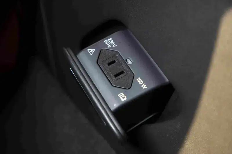 2012 Audi A8 A8L 6.3 FSI W12 quattro — миниатюра 9