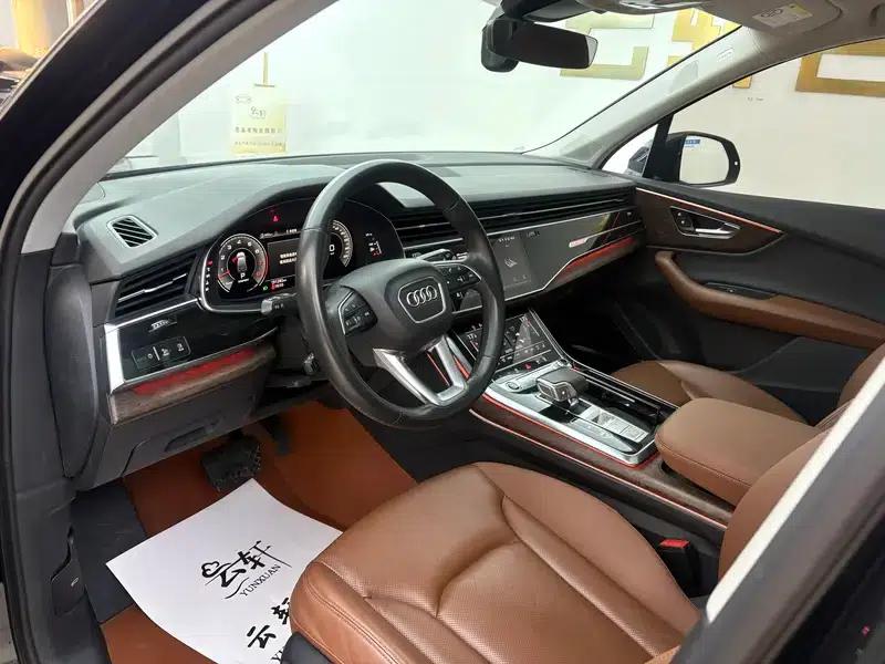 Audi Q7 2021 55 TFSI quattro S line Sport — миниатюра 11