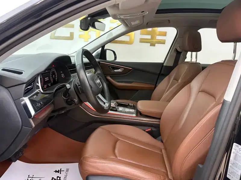 Audi Q7 2021 55 TFSI quattro S line Sport — миниатюра 13