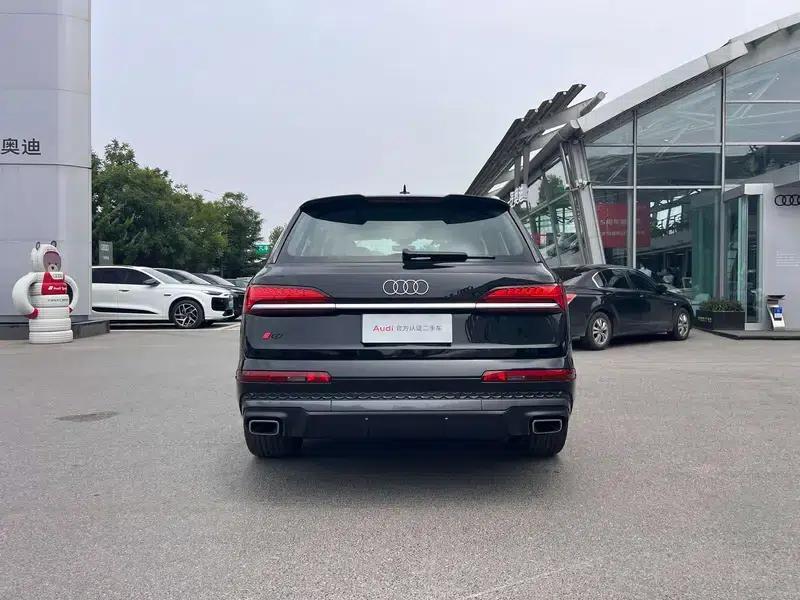 Audi Q7 2024 45 TFSI quattro S line Sport — миниатюра 5