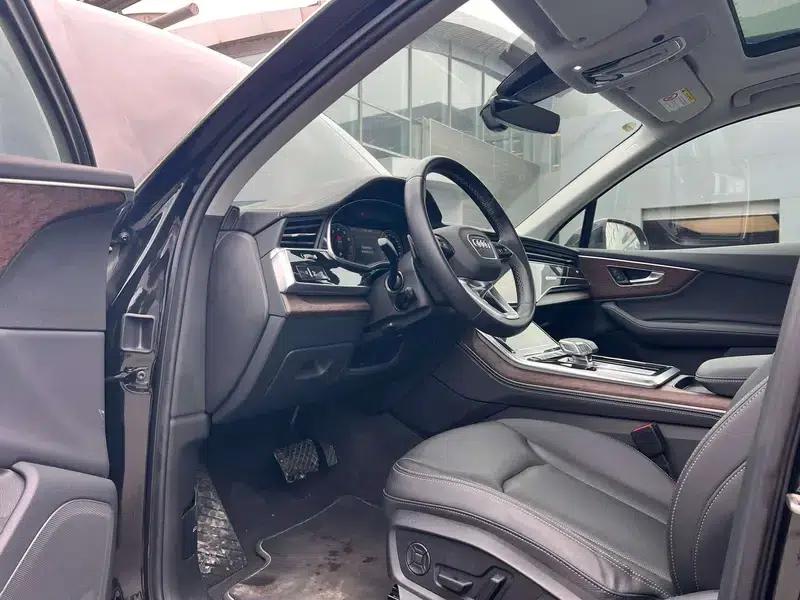 Audi Q7 2024 45 TFSI quattro S line Sport — миниатюра 9