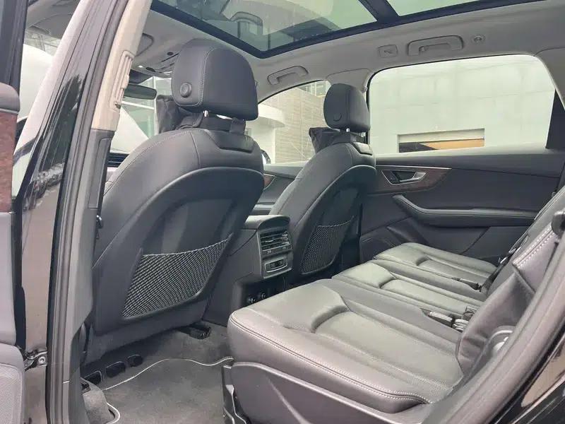 Audi Q7 2024 45 TFSI quattro S line Sport — миниатюра 10