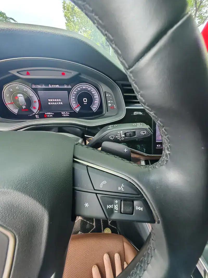 Audi Q7 2024 45 TFSI quattro S line Sport — миниатюра 12