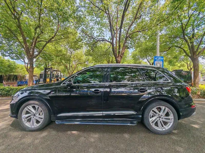Audi Q7 2024 45 TFSI quattro S line Sport — миниатюра 4