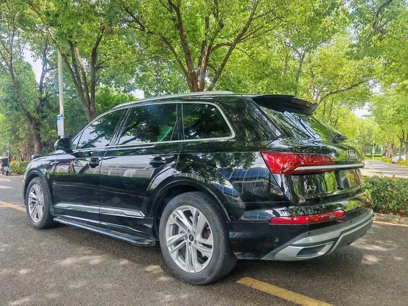 Audi Q7 2024 45 TFSI quattro S line Sport — миниатюра 5