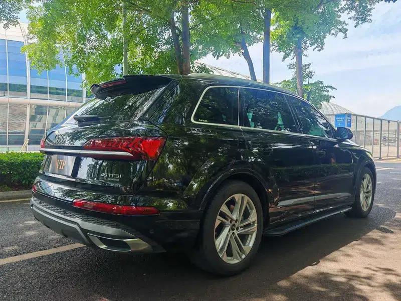 Audi Q7 2024 45 TFSI quattro S line Sport — миниатюра 7
