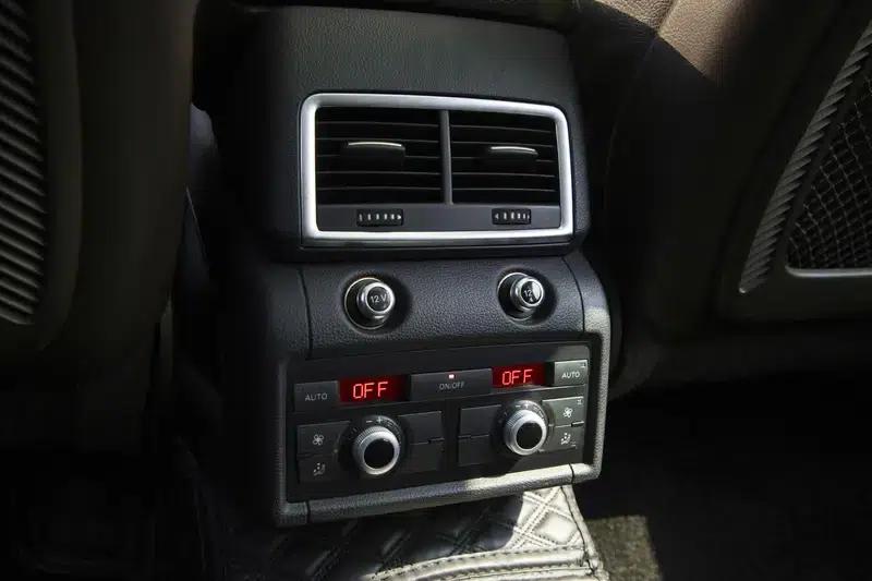 Audi Q7 2015 40 TFSI Classic Edition — миниатюра 16