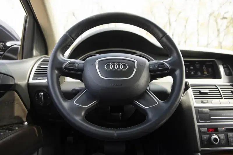 Audi Q7 2015 40 TFSI Classic Edition — миниатюра 20