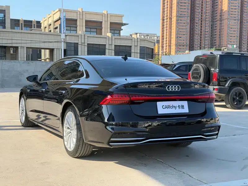 Audi A7L 2024 45 TFSI S-line Dream Crystal Package — миниатюра 4