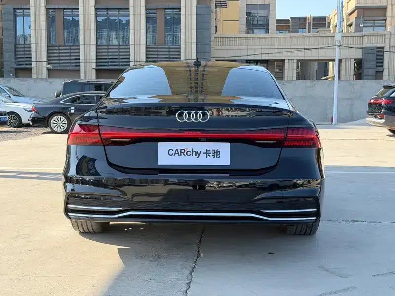 Audi A7L 2024 45 TFSI S-line Dream Crystal Package — миниатюра 5