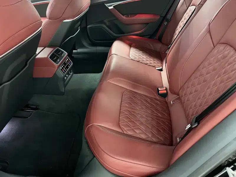 Audi A7L 2024 45 TFSI quattro S-line Black Knight Edition — миниатюра 17