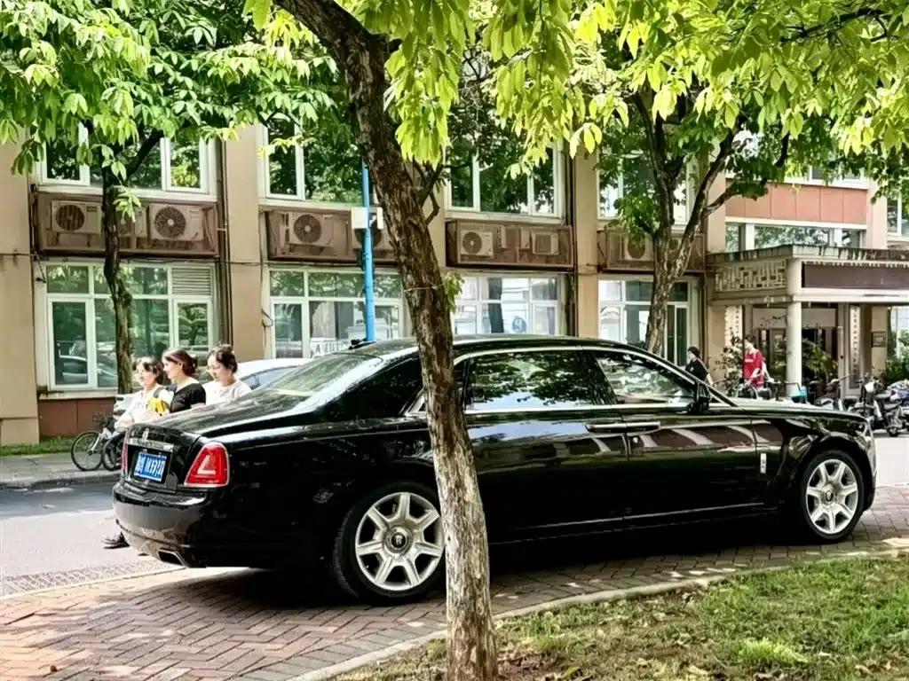 2012 Ghost 6.6T Extended Version — миниатюра 6