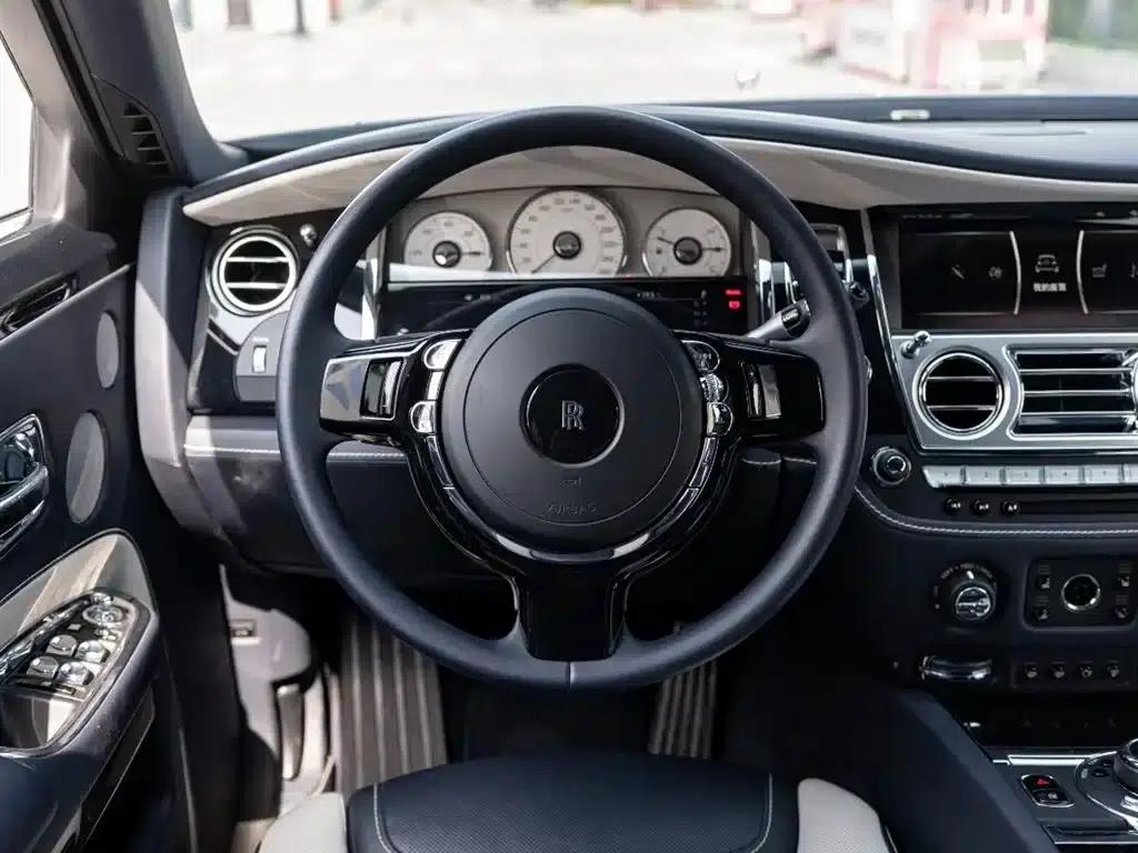 2018 Ghost 6.6T Long Wheelbase — миниатюра 13