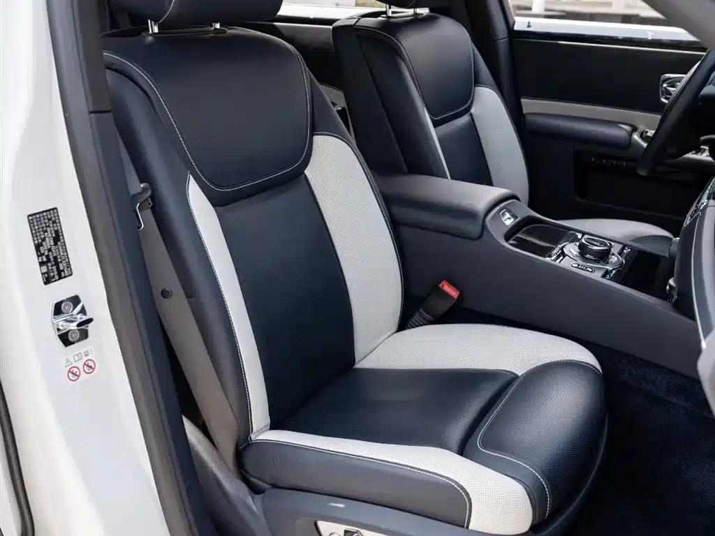 2018 Ghost 6.6T Long Wheelbase — миниатюра 19