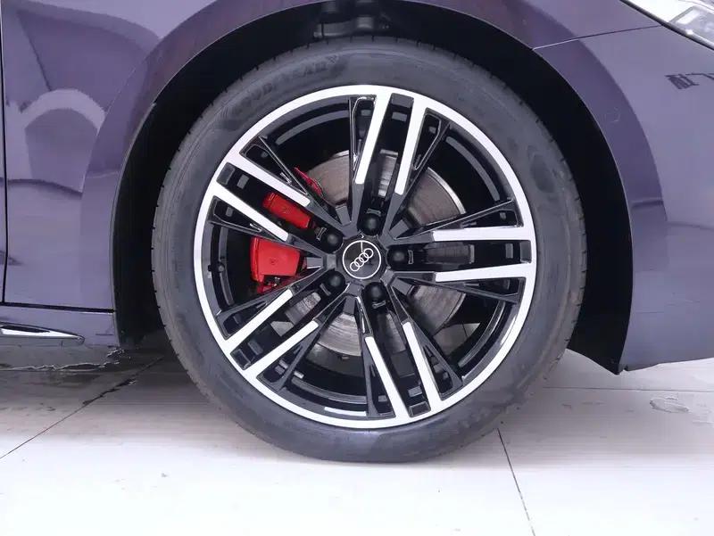Audi A5L 2026 2.0T Sport quattro — миниатюра 4