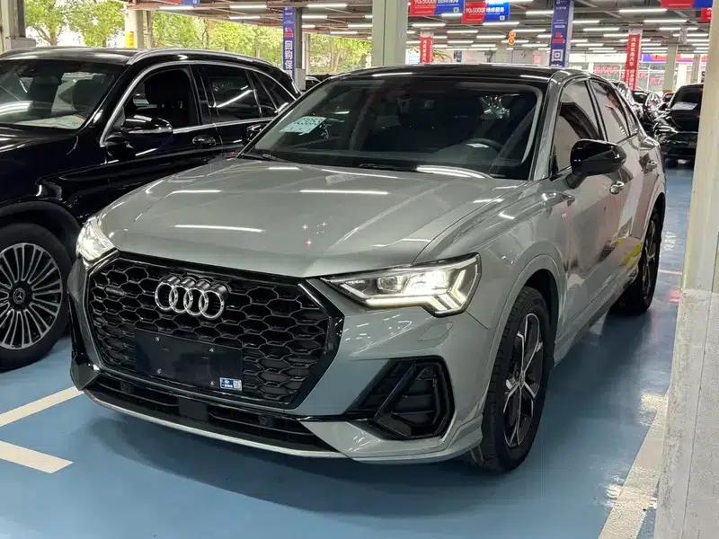Audi Q3 Sportback 2022 45 TFSI quattro Fashion Edition — миниатюра 1