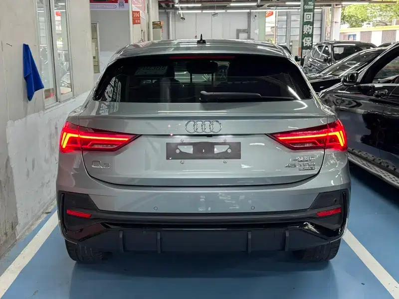 Audi Q3 Sportback 2022 45 TFSI quattro Fashion Edition — миниатюра 3