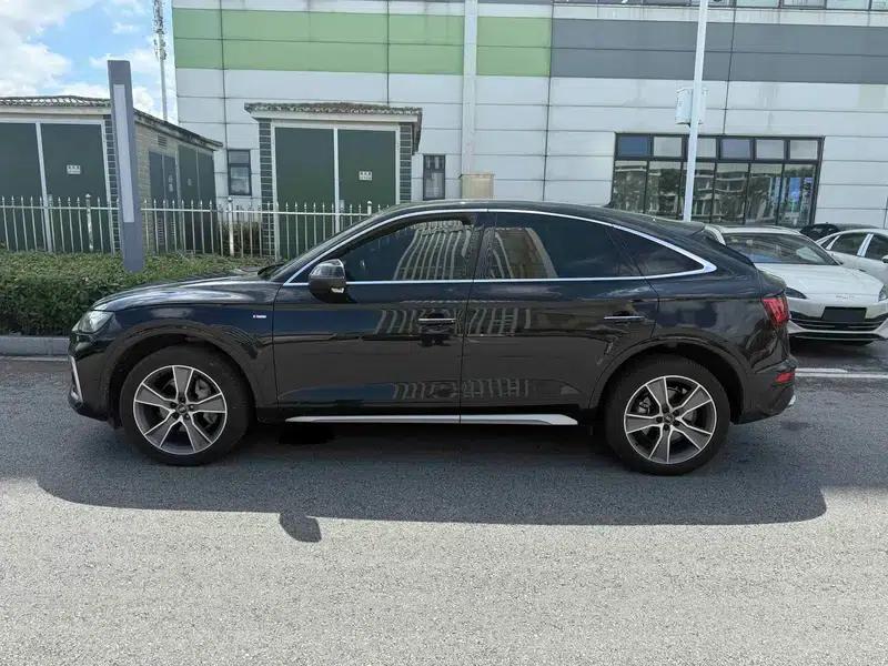 Audi Q5L Sportback 2022 40 TFSI Luxury — миниатюра 2