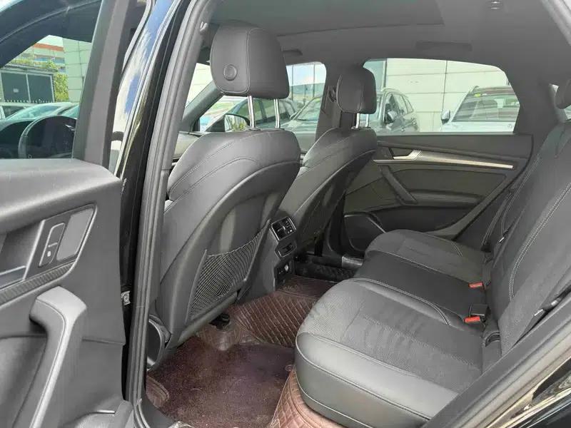 Audi Q5L Sportback 2022 40 TFSI Luxury — миниатюра 11