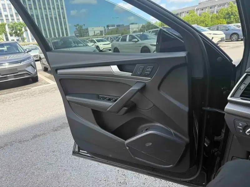 Audi Q5L Sportback 2022 40 TFSI Luxury — миниатюра 7